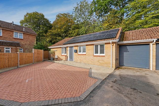 3-bed detached on 10, Oaks Dene, Chatham, £450,000