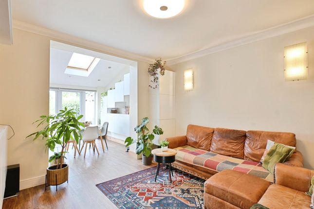 16, Sandringham Avenue, Wisbech photo 3