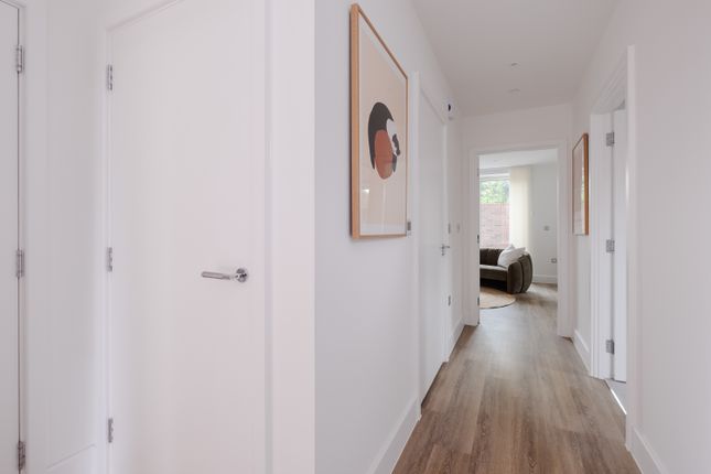 Apartment 1, Woodside Avenue, London photo 2