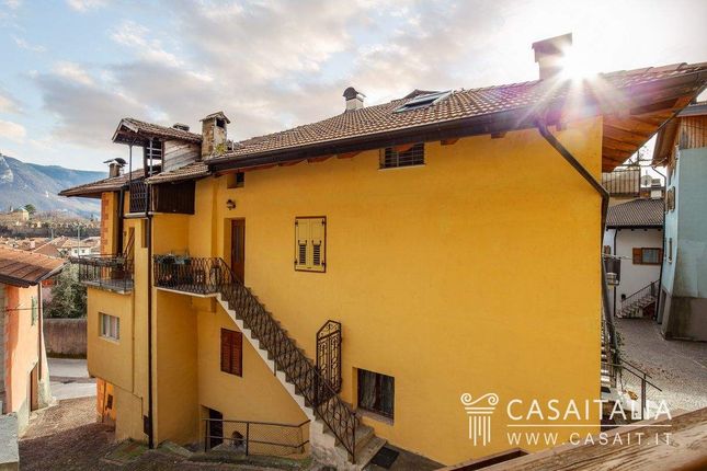 Town house for sale in Mezzocorona, Trentino-Alto Adige, Italy