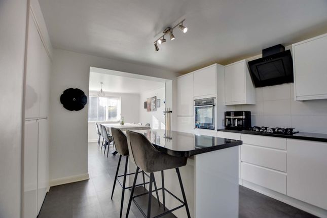 48 Davenport Road, Wigston photo 2