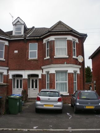 Semi-detached house to rent in Alma Road, Southampton