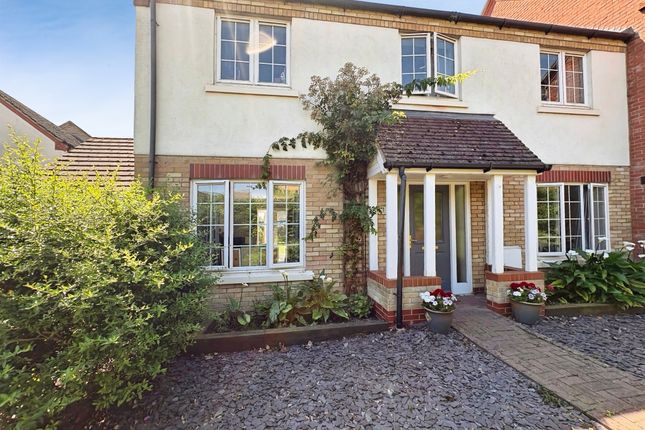 1, Cornflower Close, Huntingdon photo 2