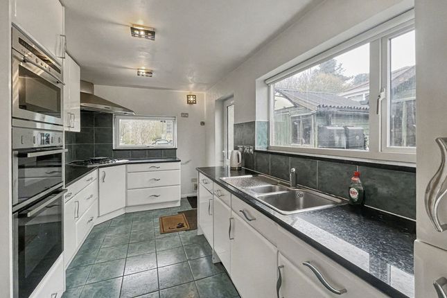 2, Ridgeside, Bledlow Ridge photo 3