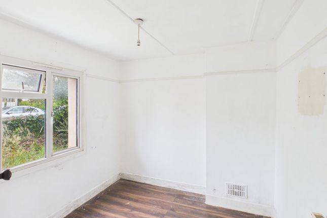 13, Penalverne Crescent, Penzance photo 4