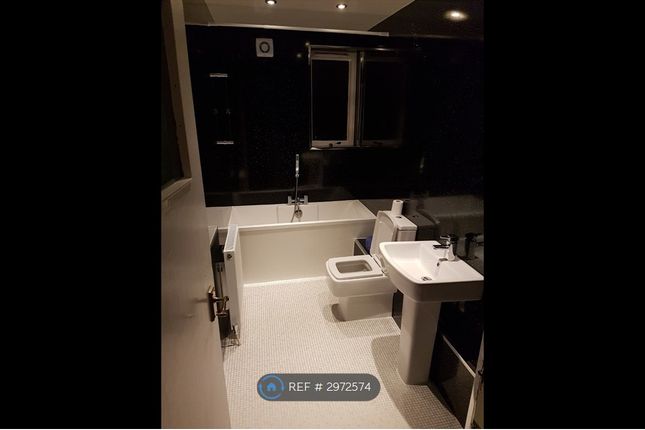 Flat, Blaeloch Drive Castlemilk, Castlemilk, Glasgow photo 2