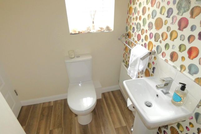 45, Grasshopper Drive, Warton photo 3
