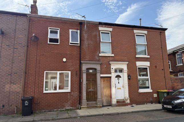 5-bed house on 11, Elcho Street, Preston, £35,000