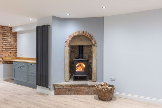 6, Market Place, Kirkbymoorside  photo 4