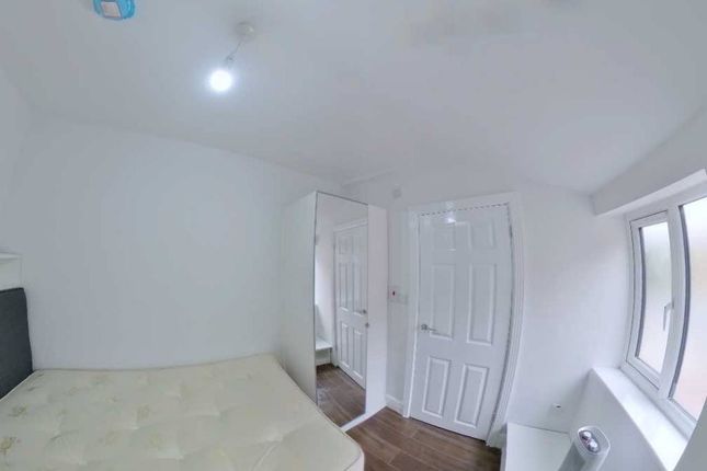 Flat B, 281, Vicarage Road, Kings Heath, Birmingham photo 4