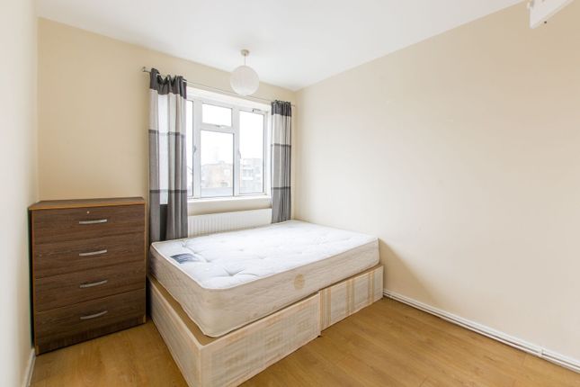 Brackenbury, Osbourne Road, N4, Stroud Green photo 3