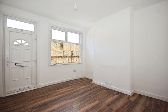 168, Broomfield Road, West Midlands photo 4