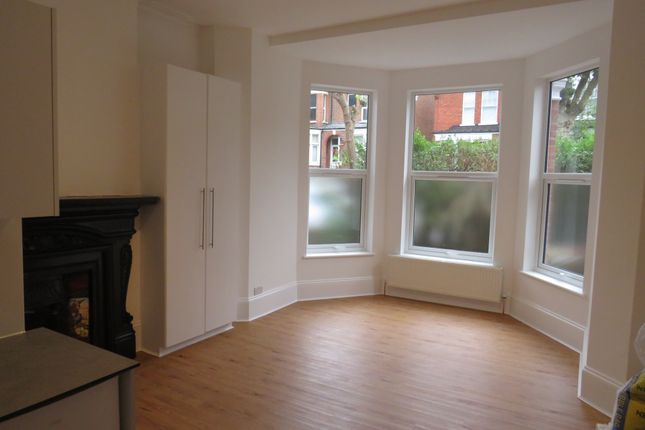 1-bed flat on 8 138, Muswell Hill Road, London, £1,300/mo
