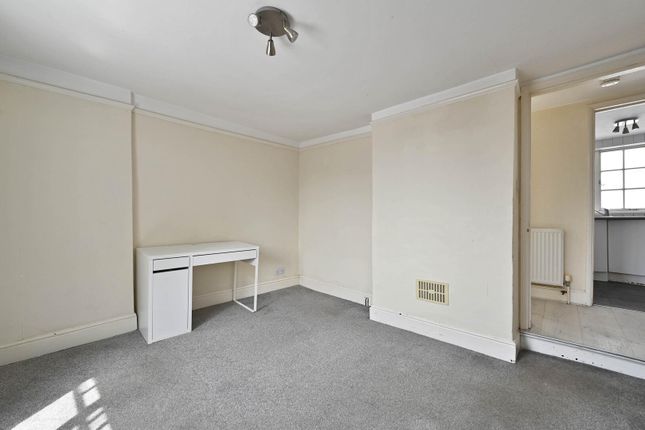 Tower Flat, 26, Landgate, Rye photo 4