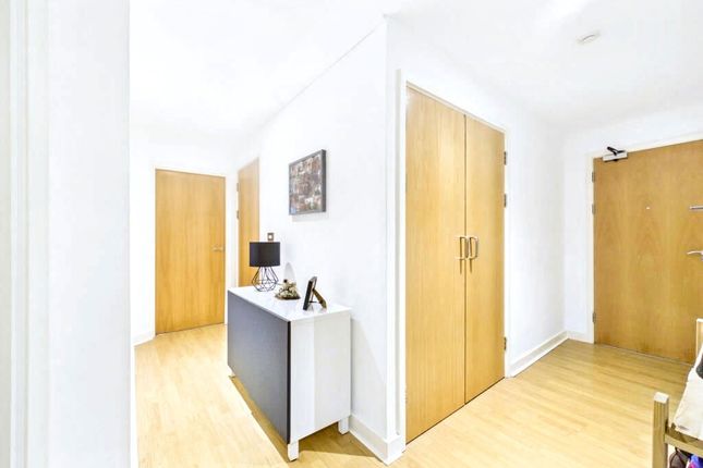 Apartment 74, Queens Court,, 55 Queens Dock Avenue, Hull photo 3