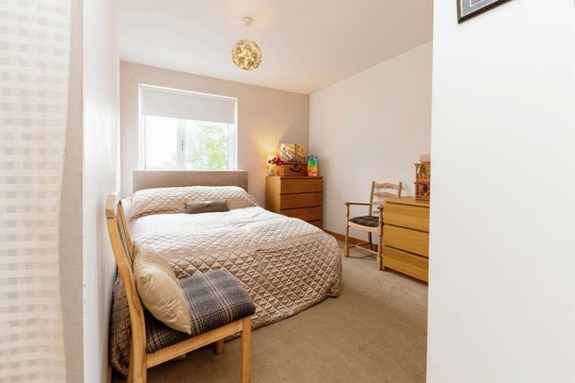 Flat for sale in Mead Lane, Hertford