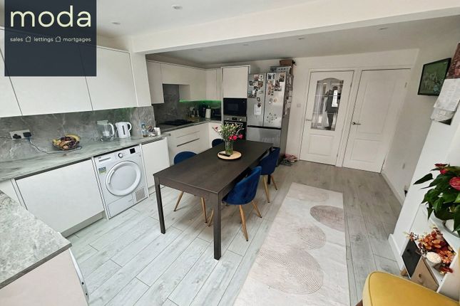 11, Heyes Drive, Wallasey photo 3