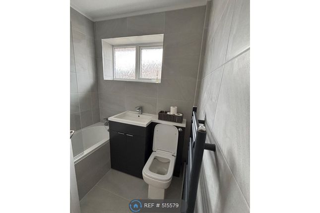 Gilda Road, Worsley, Manchester photo 5