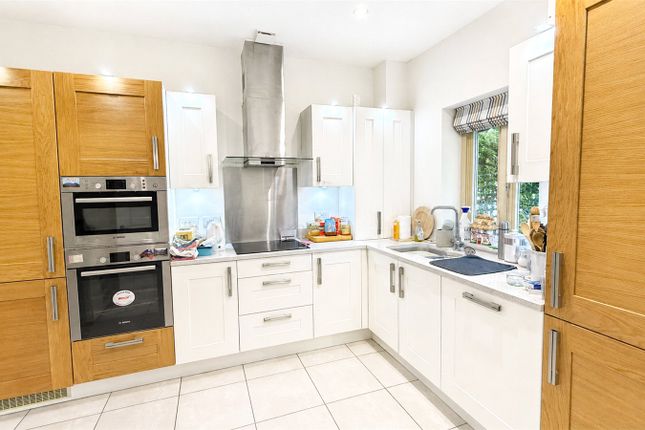 15, Cottle Avenue, Bradford On Avon photo 3