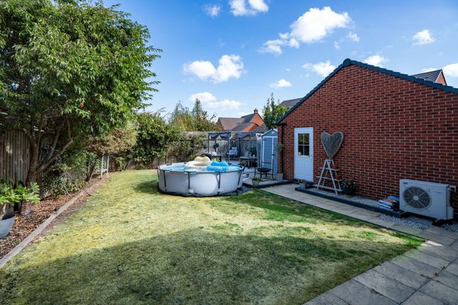 15, Kingston Close, Malvern photo 3