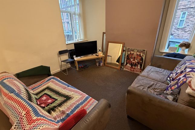 Hall Road, Manchester photo 3