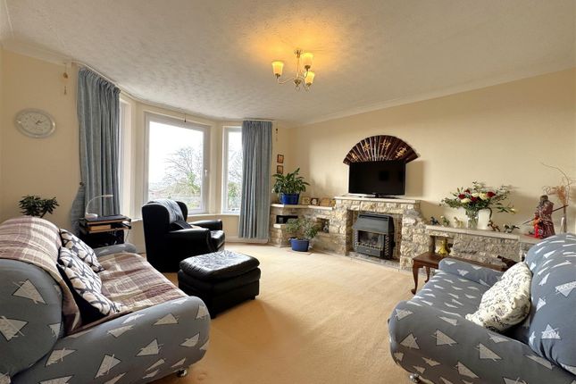 6, Waverley Road, Weymouth photo 4