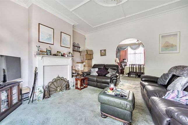 49, Brookside, Barnet photo 4