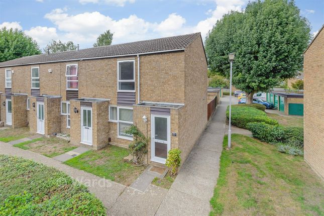 2-bed terraced on 116, Farm Holt, Longfield, £250,000