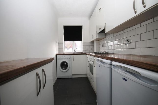 B 81 Main Road, Romford photo 5