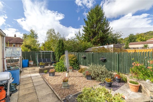 22, Glenaire Drive, Baildon photo 2