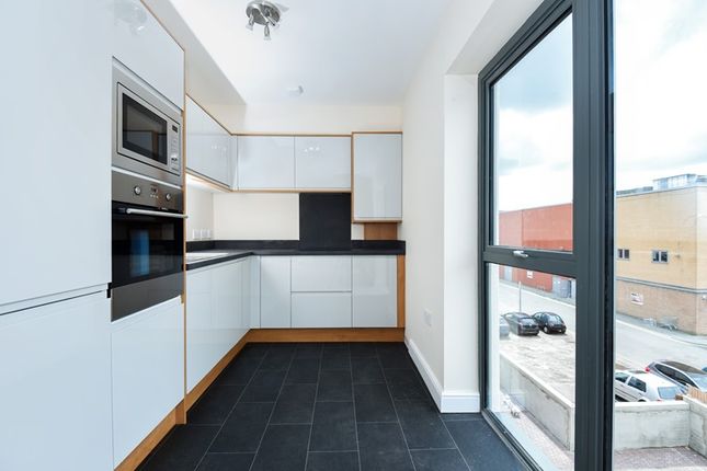 Thumbnail Flat to rent in Station Road, Gloucester