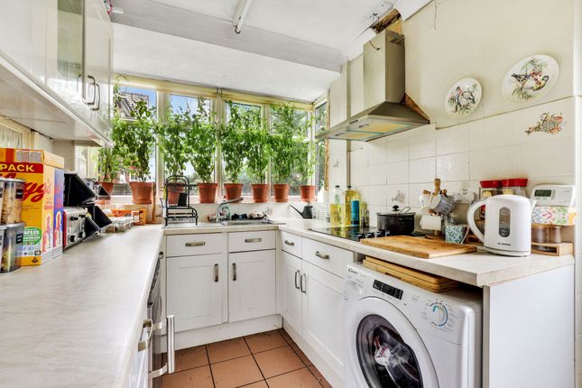 11 Lamorna Grove, Nottingham photo 4