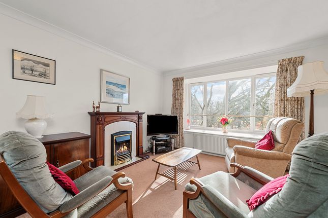 10 Beechwood Gardens, Stirling photo 3