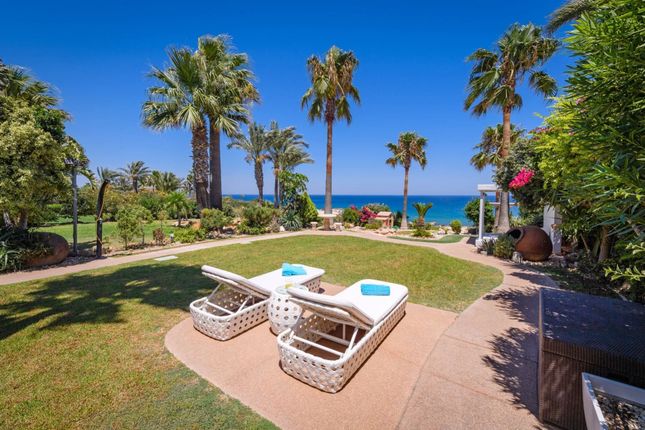 Villa for sale in Kennedy Avenue, Akathiotis Posidon Gardens, House 13, Protaras, Paralimni 5296, Cyprus