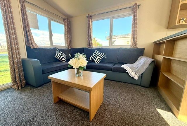 2, Dovercourt Holiday Park, Harwich photo 3