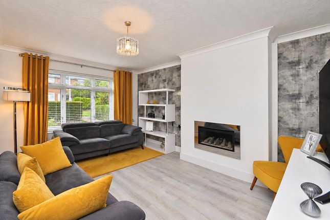 8, Foxhill Close, Hull photo 2