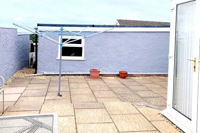 5, Hilltop, Carmarthenshire photo 2
