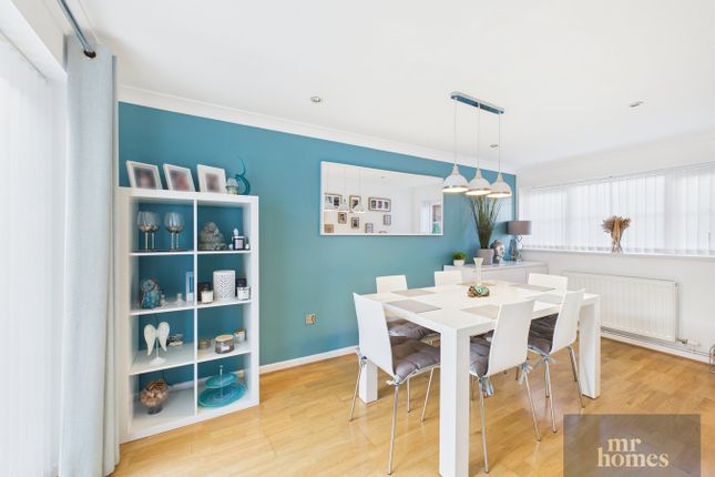 22, Palmers Drive, Cardiff photo 4