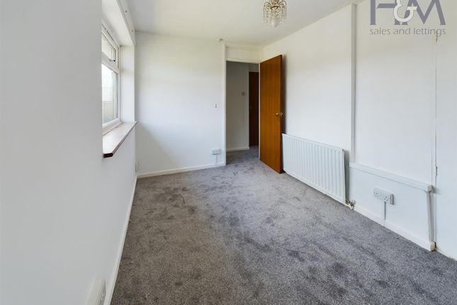 Terraced house for sale in Darwin Road, Stevenage