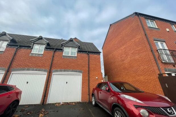 Thumbnail Flat to rent in Agincourt Road, Lichfield