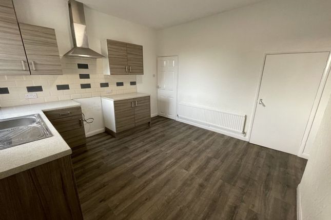 82 The Common, South Normanton, Alfreton, Alfreton photo 5