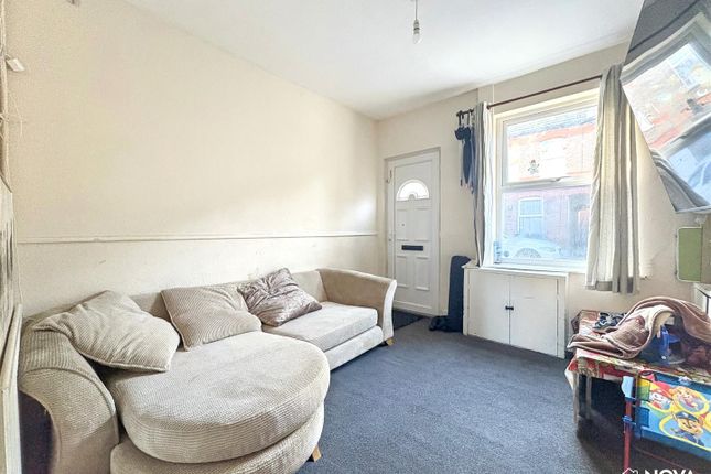 17, Baker Street, Luton photo 2