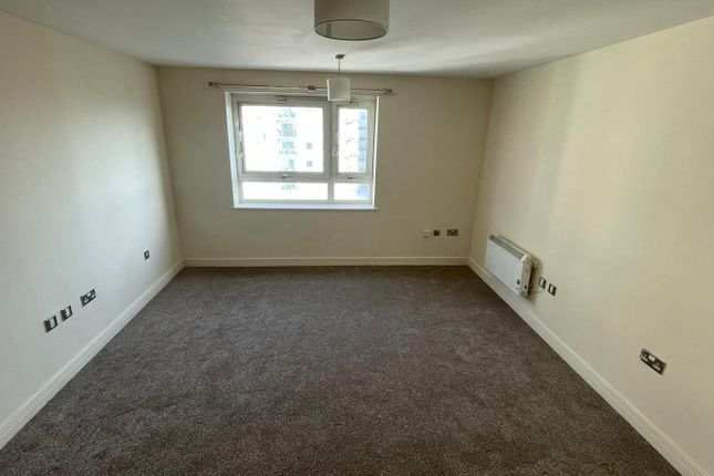 Thumbnail Flat to rent in Hainault Street, Ilford