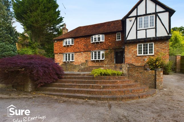Detached house to rent in Box Lane, Hemel Hempstead, Hertfordshire