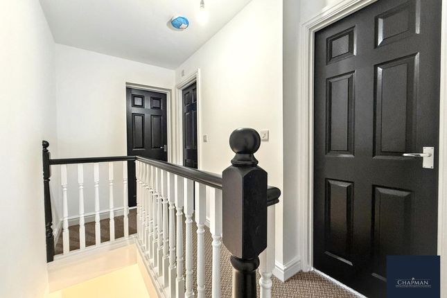 102 Wern Street, Tonypandy photo 3