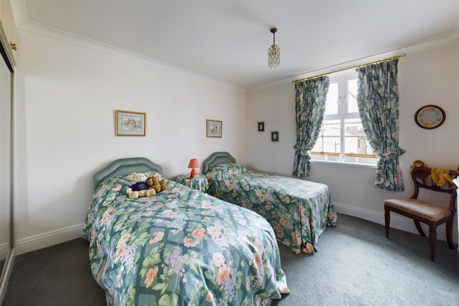 Flat for sale in Prince Of Wales Apartments, Prince Of Wales Terrace, Scarborough, North Yorkshire
