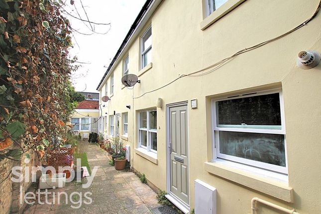Thumbnail Property to rent in Shirley Street, Hove
