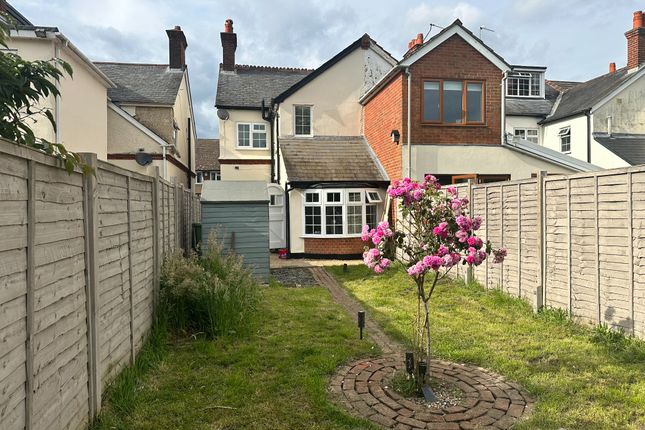 2 Bed Semi Detached House For Sale In High Street Old Woking Woking