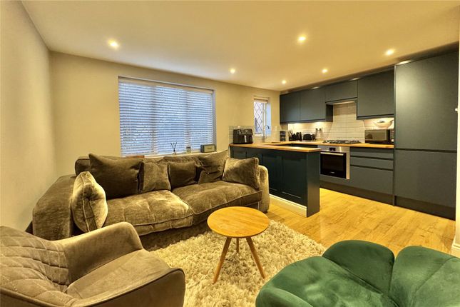 20, Horsebrass Drive, Surrey photo 4