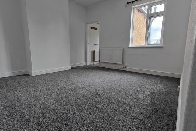 Terraced house to rent in Victoria Street, Fleckney, Leicester